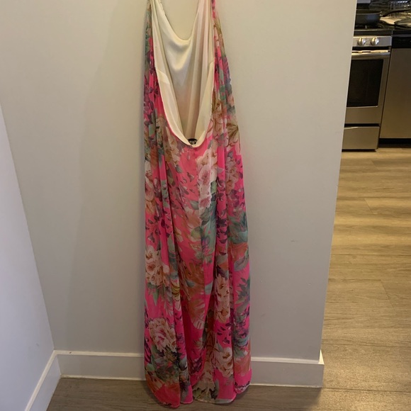Show Me Your MuMu Erlyn Maxi Dress - Tropical Barbie - Picture 5 of 7